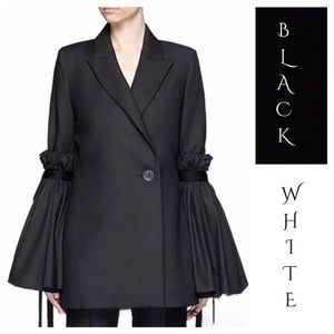 Black & White Tie Bell Stretch Sleeves